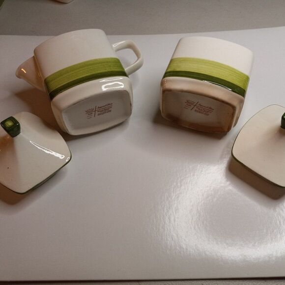 Imperial Stone Lidded Cream and sugar Fern Pattern # 4711 Cottagecore Kitsch - Picture 5 of 10